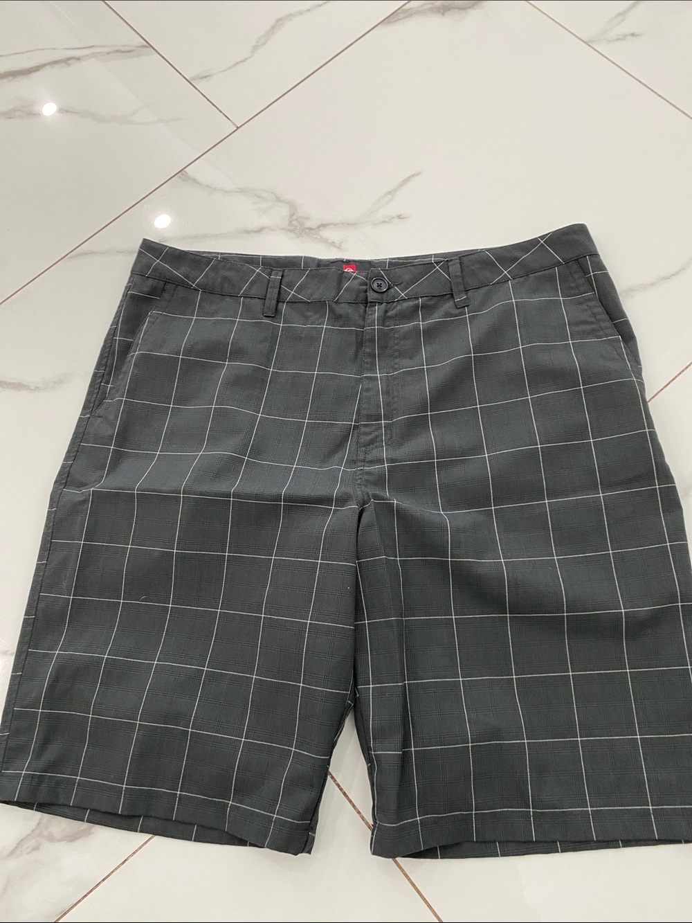 Quiksilver Men's Charcoal Gray Windowpane Check Shorts